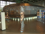 理工系展示 : 宇宙船の形のシップ。体の五感で確かめる展示がいっぱい