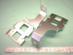 ロボットパーツ（二足歩行ロボット部品） : 精密板金加工 A5052P アルミニウム合金 ｔ1.2 白アルマイト処理